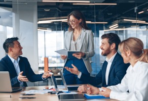 Regali Pensionamento Donna: Idee per Onorare la sua Carriera