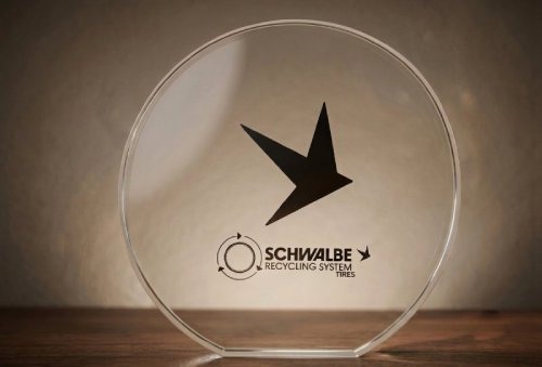 Trofeo in Acrilico: guida alla preparazione della stampa UV